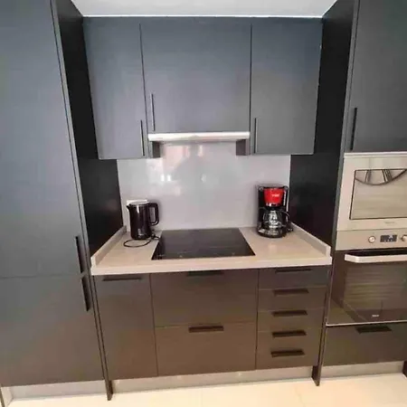 Modern Puerto Banus -2 Beds Διαμέρισμα *